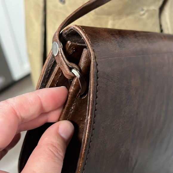 LEATHER CROSSBODY BAG ❤️ - Picture 8 of 17